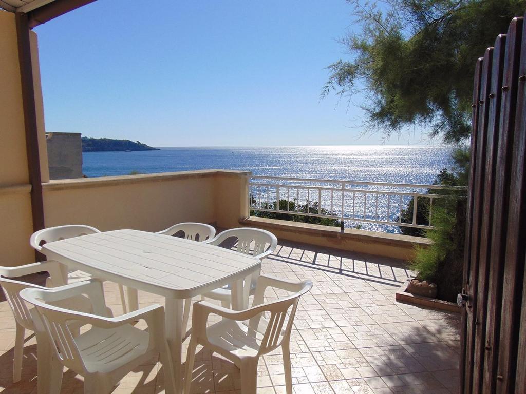 Вилла Casa Vacanze Baia Acquaviva Мариттима Экстерьер фото