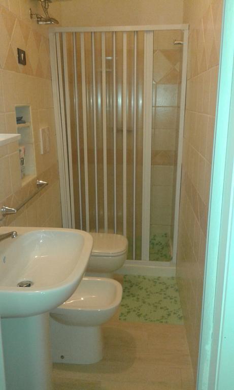 Вилла Casa Vacanze Baia Acquaviva Мариттима Экстерьер фото